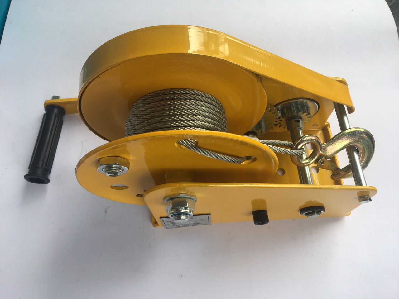 Hệ thống thoát hiểm nhà cao tầng sử dụng cơ chế hãm tự động và tải hai chiều: LIFEsave